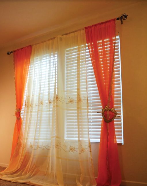 Curtains - Image 3