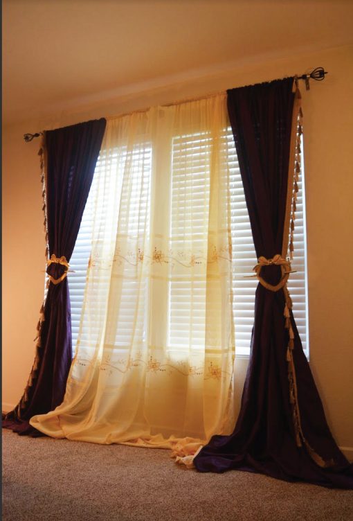 Curtains - Image 2